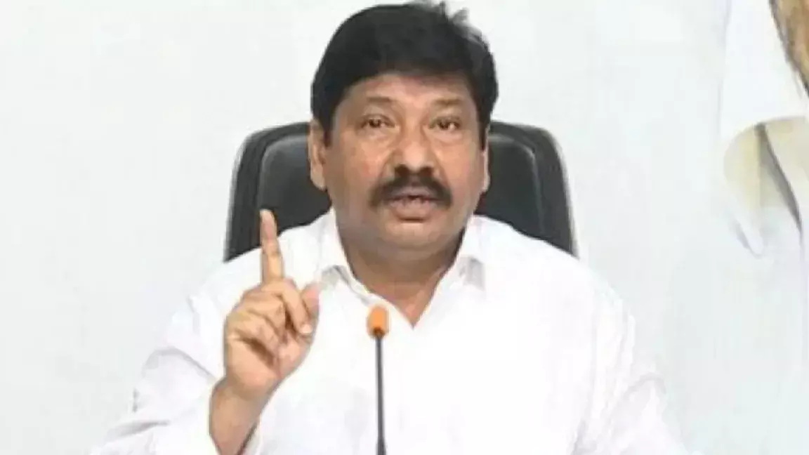 YSRCP नेता और पूर्व मंत्री जोगी रमेश के परिवार पर दहेज उत्पीड़न का मामला दर्ज