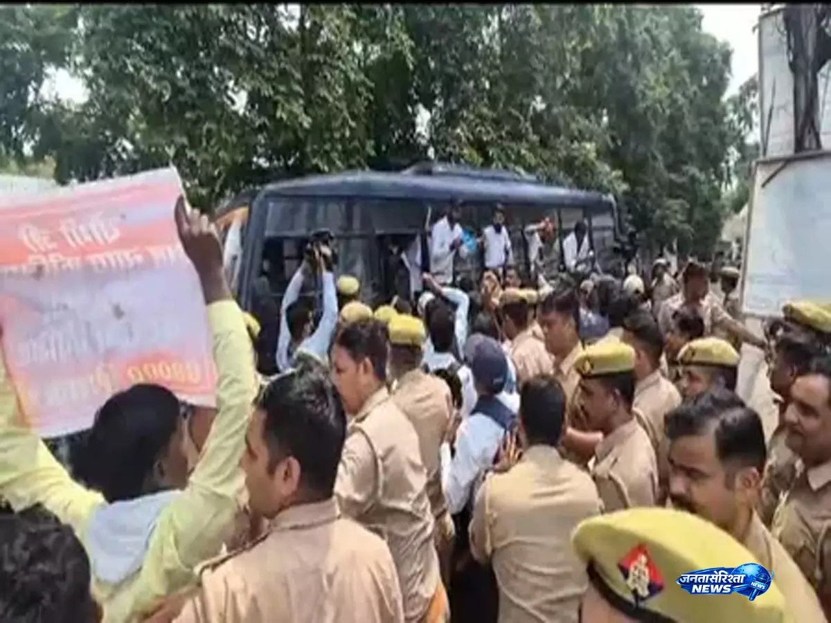 Bihar बंद का दिखा उग्र असर, छपरा समेत कई जिलों में आगजनी और हंगामा Bihar बंद का दिखा उग्र असर, छपरा समेत कई जिलों में आगजनी और हंगामा