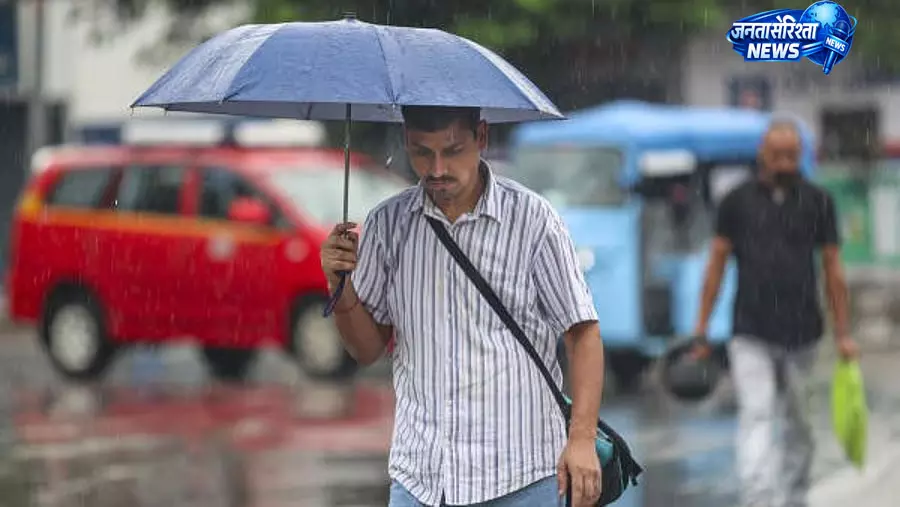 कश्मीर में बारिश का दौर जारी, बाढ़ का खतरा बढ़ा कश्मीर में बारिश का दौर जारी, बाढ़ का खतरा बढ़ा
