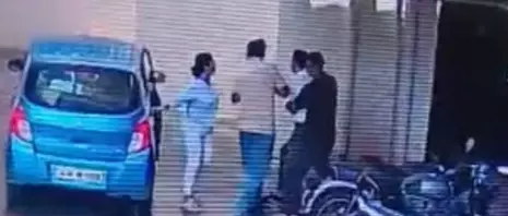 मडगांव पुलिस की बड़ी कार्रवाई: अपहरण के आरोप में दो लोग गिरफ्तार मडगांव पुलिस की बड़ी कार्रवाई: अपहरण के आरोप में दो लोग गिरफ्तार
