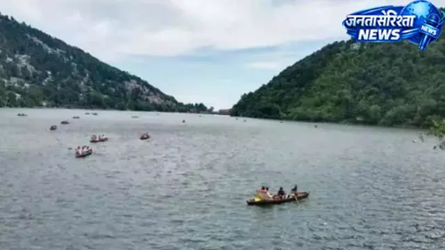 झील का जलस्तर पहुंचा रिकॉर्ड स्तर पर झील का जलस्तर पहुंचा रिकॉर्ड स्तर पर