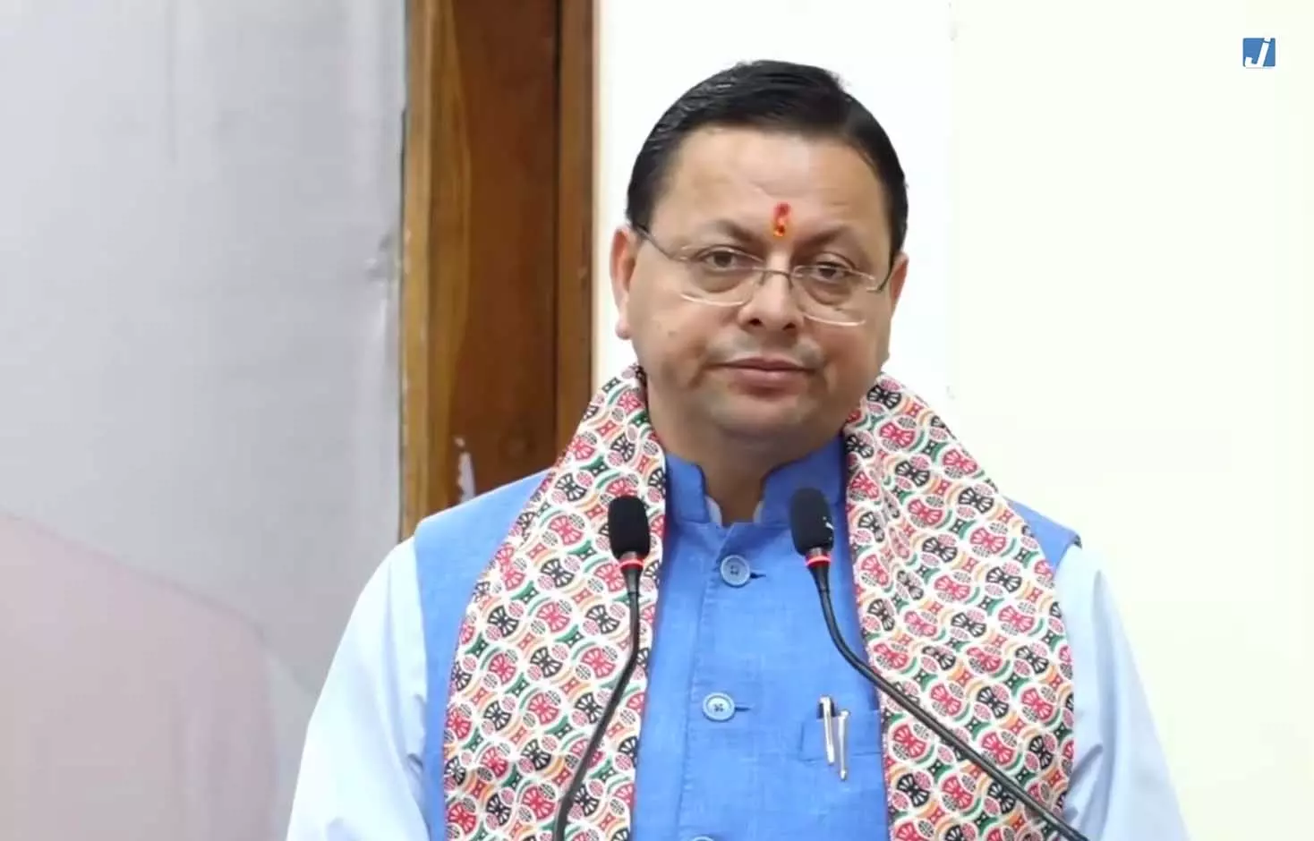 कारगिल विजय दिवस पर सीएम धामी ने शहीदों को किया नमन कारगिल विजय दिवस पर सीएम धामी ने शहीदों को किया नमन
