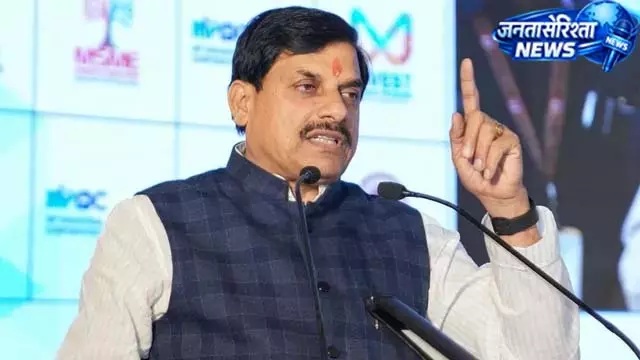 CM मोहन यादव का बड़ा फैसला, पेपर लीक पर त्वरित कार्रवाई CM मोहन यादव का बड़ा फैसला, पेपर लीक पर त्वरित कार्रवाई