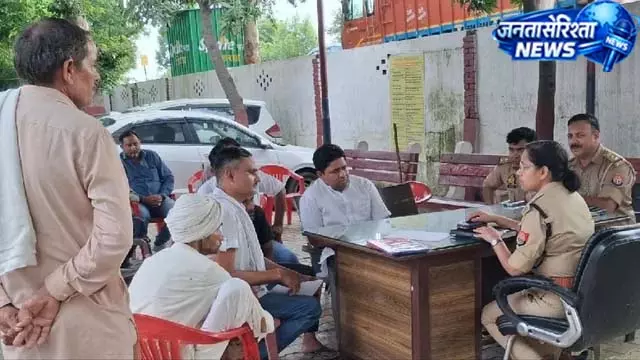 बागपत में सनसनीखेज वारदात, रिटायर्ड दरोगा के बेटे पर आरोप बागपत में सनसनीखेज वारदात, रिटायर्ड दरोगा के बेटे पर आरोप