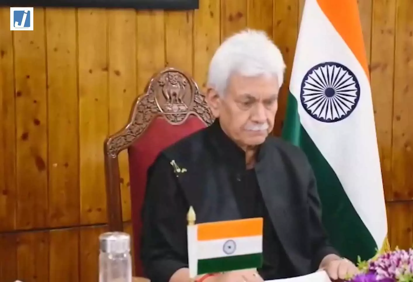 अमरनाथ यात्रा मार्गों की बहाली तेज, उपराज्यपाल मनोज सिन्हा ने दिए सुरक्षा और सुविधाएं बढ़ाने के निर्देश अमरनाथ यात्रा मार्गों की बहाली तेज, उपराज्यपाल मनोज सिन्हा ने दिए सुरक्षा और सुविधाएं बढ़ाने के निर्देश