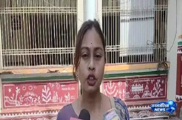 चमेली ओझा के खिलाफ अविश्वास प्रस्ताव लाया गया चमेली ओझा के खिलाफ अविश्वास प्रस्ताव लाया गया
