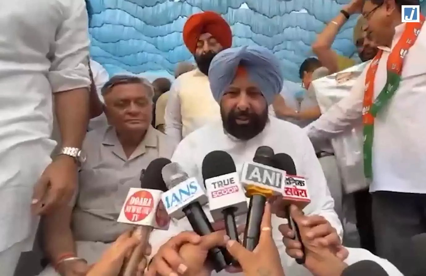 जालंधर में अशोक सरीन बने बीजेपी के नए जिला अध्यक्ष जालंधर में अशोक सरीन बने बीजेपी के नए जिला अध्यक्ष