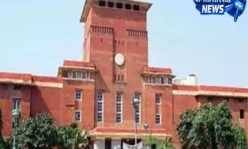 DU Admission 2026: नए शहर में फ्रेशर्स की टेंशन खत्म, PG-Flat ढूंढने में मदद कर रहे सीनियर्स