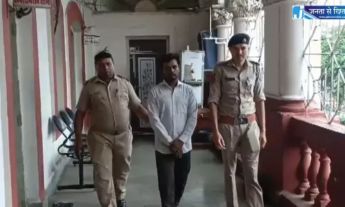 6 वार और पत्नी की बेरहमी से हत्या, घरेलू विवाद में खूनी बना पति 6 वार और पत्नी की बेरहमी से हत्या, घरेलू विवाद में खूनी बना पति