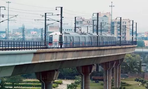 दिल्ली मेट्रो से सभी स्टेशन खोले गए, डीएमआरसी ने एंट्री और एग्जिट सर्विस बहाल करने की दी जानकारी दिल्ली मेट्रो से सभी स्टेशन खोले गए, डीएमआरसी ने एंट्री और एग्जिट सर्विस बहाल करने की दी जानकारी