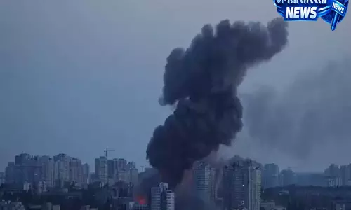 रूस और यूक्रेन के बीच तेज हुए हमले, 15 की मौत के बाद ऊर्जा संकट का खतरा बढ़ा