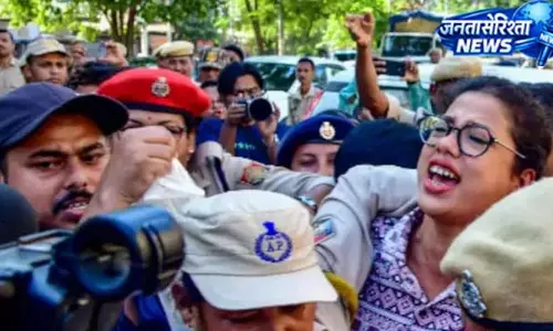 CJP प्रदर्शन में पहुंचीं मंत्री की बेटी, CM हिमंता ने किया बचाव CJP प्रदर्शन में पहुंचीं मंत्री की बेटी, CM हिमंता ने किया बचाव