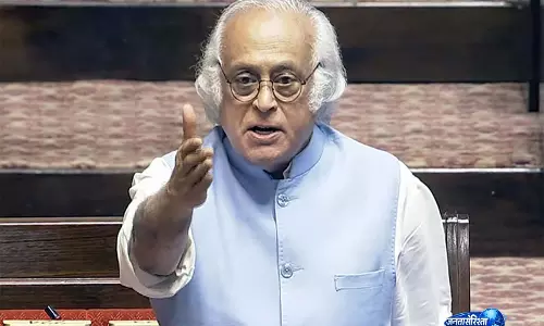 जयराम रमेश ने बढ़ती शिक्षा लागत पर जताई चिंता जयराम रमेश ने बढ़ती शिक्षा लागत पर जताई चिंता