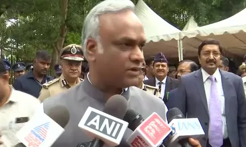 प्रियांक खड़गे ने धर्मेंद्र प्रधान के इस्तीफे को बताया दबाव का नतीजा