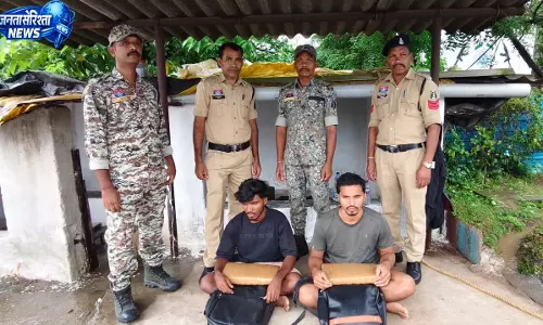 CG: दोरनापाल में 5 किलो गांजा के साथ दो तस्कर गिरफ्तार CG: दोरनापाल में 5 किलो गांजा के साथ दो तस्कर गिरफ्तार