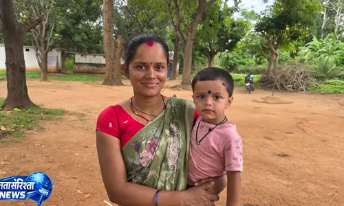 बिहान योजना से मिली नई पहचान, पोषण सखी बन महिलाओं और बच्चों के स्वास्थ्य की बनीं संरक्षक बिहान योजना से मिली नई पहचान, पोषण सखी बन महिलाओं और बच्चों के स्वास्थ्य की बनीं संरक्षक
