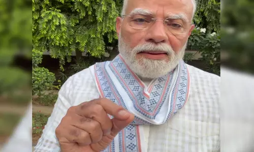 परीक्षा सुधार के लिए नंदन नीलेकणि की अध्यक्षता में टास्क फोर्स बनाएगी सरकार: PM मोदी परीक्षा सुधार के लिए नंदन नीलेकणि की अध्यक्षता में टास्क फोर्स बनाएगी सरकार: PM मोदी