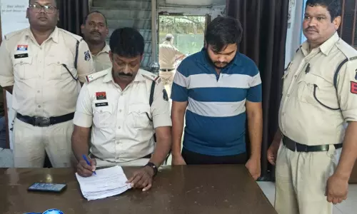 शादी का झांसा देकर युवती से शोषण, आरोपी गिरफ्तार शादी का झांसा देकर युवती से शोषण, आरोपी गिरफ्तार
