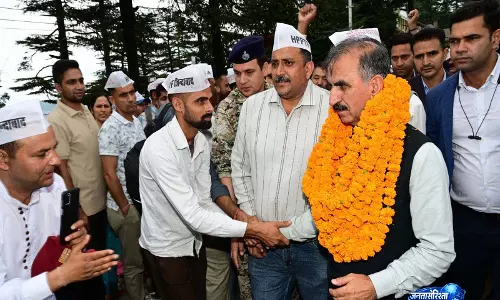 CM Sukhu ने शिक्षक दिवस से पहले नई कॉम्प्लेक्स प्रणाली पर निर्णय लेने का दिया आश्वासन