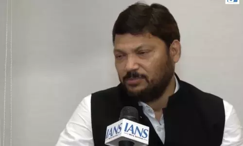 पेपर लीक मामले पर सपा सांसद नीरज कुशवाहा का सरकार पर हमला पेपर लीक मामले पर सपा सांसद नीरज कुशवाहा का सरकार पर हमला