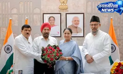 पहली बार गैर-मुस्लिम को मिली अध्यक्ष पद की जिम्मेदारी पहली बार गैर-मुस्लिम को मिली अध्यक्ष पद की जिम्मेदारी