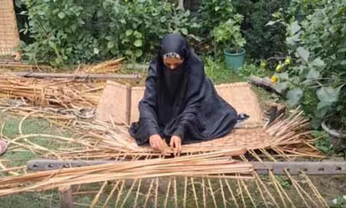 कश्मीर के कारीगरों ने मन की बात में जिक्र किए जाने पर पीएम मोदी का शुक्रिया अदा किया
