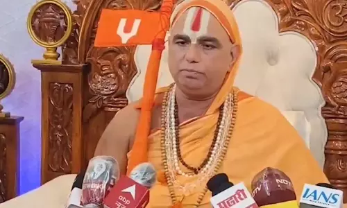 NEET और MPSC पेपर लीक पर जगद्गुरु नरेंद्राचार्य महाराज ने जताई चिंता, बोले सख्त कानून जरूरी