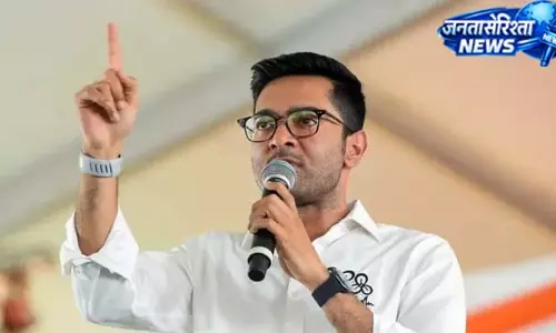 युवाओं से बोले अभिषेक, सोच-समझकर दें समर्थन