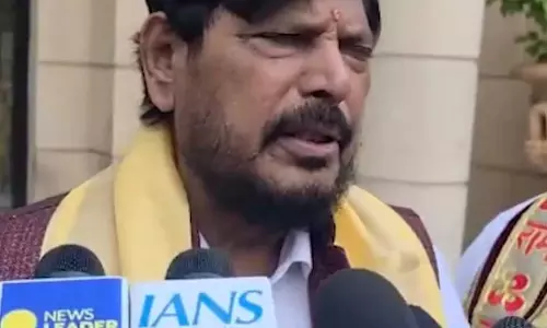 ओवैसी के बयान पर रामदास अठावले का पलटवार, बोले PM मोदी 2029 में भी NDA का नेतृत्व करेंगे