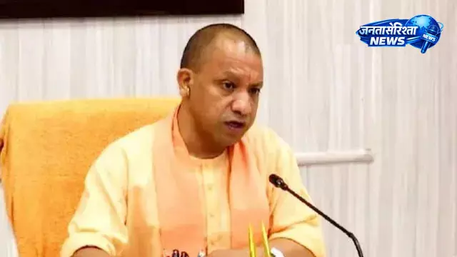 CM योगी आदित्यनाथ का सादा खान-पान चर्चा में, जनसभा के बाद लिया हल्का भोजन CM योगी आदित्यनाथ का सादा खान-पान चर्चा में, जनसभा के बाद लिया हल्का भोजन