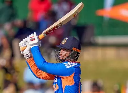 हम कोशिश करते हैं कि वैभव सोशल मीडिया से ज्यादा ध्यान क्रिकेट पर दे : ईशान किशन हम कोशिश करते हैं कि वैभव सोशल मीडिया से ज्यादा ध्यान क्रिकेट पर दे : ईशान किशन