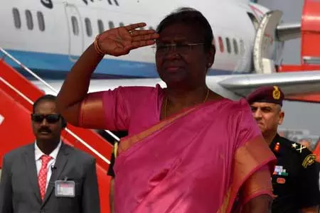 कारगिल विजय दिवस पर राष्ट्रपति, उपराष्ट्रपति और प्रधानमंत्री ने दी भारतीय सेना के वीर योद्धाओं को श्रद्धांजलि कारगिल विजय दिवस पर राष्ट्रपति, उपराष्ट्रपति और प्रधानमंत्री ने दी भारतीय सेना के वीर योद्धाओं को श्रद्धांजलि