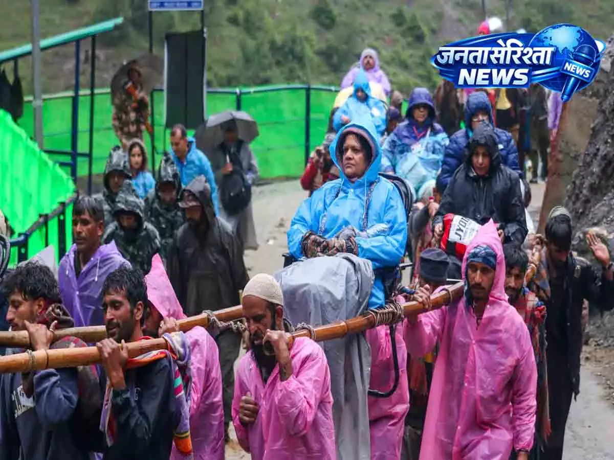 J&K में यात्राएं शुरू: खराब मौसम के बाद वैष्णो देवी और अमरनाथ में भारी भीड़ J&K में यात्राएं शुरू: खराब मौसम के बाद वैष्णो देवी और अमरनाथ में भारी भीड़