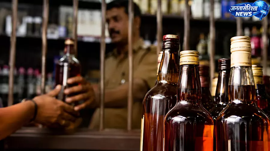 तमिलनाडु में शराब की दुकानों पर ओवरचार्जिंग रोकने की तैयारी तमिलनाडु में शराब की दुकानों पर ओवरचार्जिंग रोकने की तैयारी