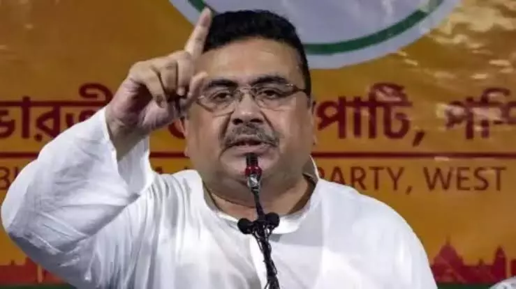 Kolkata: अन्नपूर्णा भंडार योजना को लेकर सीएम ने भाजपा विधायकों को दिया विशेष पेन ड्राइव Kolkata: अन्नपूर्णा भंडार योजना को लेकर सीएम ने भाजपा विधायकों को दिया विशेष पेन ड्राइव