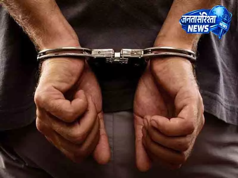 Kullu ₹2 लाख रिश्वत मामले में तीन राजस्व अधिकारी गिरफ्तार Kullu ₹2 लाख रिश्वत मामले में तीन राजस्व अधिकारी गिरफ्तार