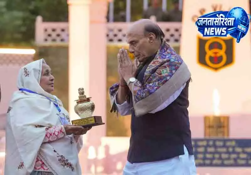 कारगिल विजय दिवस समारोह के लिए Ladakh में राजनाथ सिंह कारगिल विजय दिवस समारोह के लिए Ladakh में राजनाथ सिंह