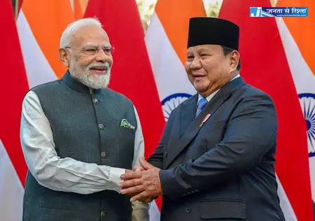 भारत के रक्षा उपकरण और तकनीक पर दुनिया का बढ़ रहा है भरोसा : PM मोदी भारत के रक्षा उपकरण और तकनीक पर दुनिया का बढ़ रहा है भरोसा : PM मोदी