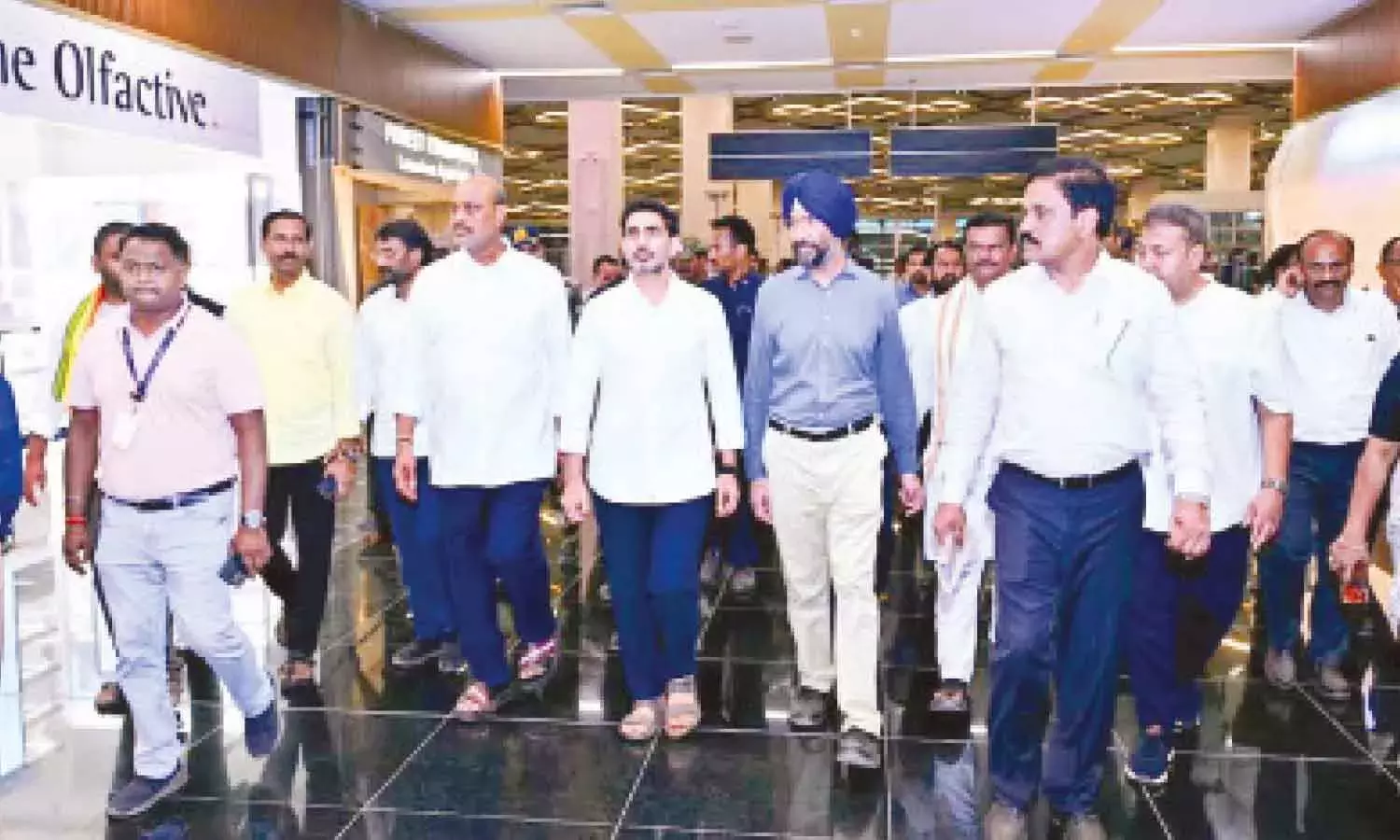ASR अंतर्राष्ट्रीय हवाई अड्डे के उद्घाटन के लिए व्यापक व्यवस्थाएं की गईं ASR अंतर्राष्ट्रीय हवाई अड्डे के उद्घाटन के लिए व्यापक व्यवस्थाएं की गईं