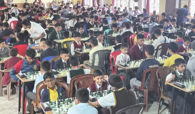 इंटर-स्कूल चेस चैंपियनशिप में बना नया रिकॉर्ड, बड़ी संख्या में छात्रों ने लिया हिस्सा इंटर-स्कूल चेस चैंपियनशिप में बना नया रिकॉर्ड, बड़ी संख्या में छात्रों ने लिया हिस्सा