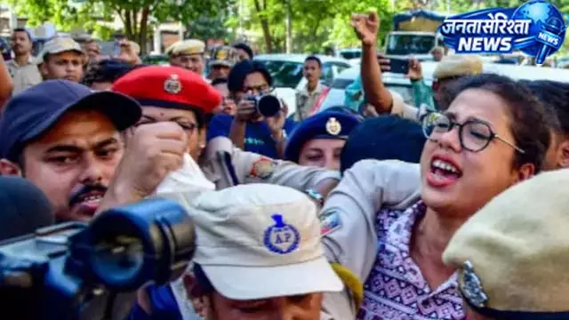 CJP प्रदर्शन में पहुंचीं मंत्री की बेटी, CM हिमंता ने किया बचाव CJP प्रदर्शन में पहुंचीं मंत्री की बेटी, CM हिमंता ने किया बचाव