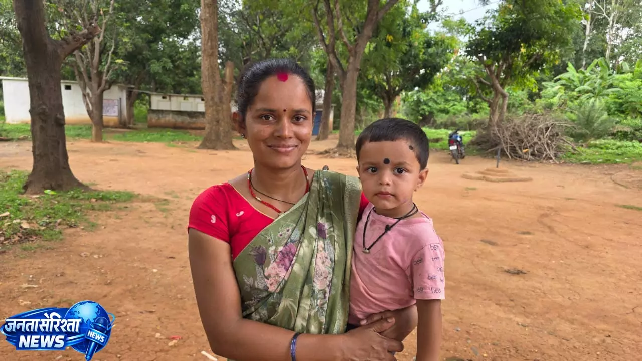 बिहान योजना से मिली नई पहचान, पोषण सखी बन महिलाओं और बच्चों के स्वास्थ्य की बनीं संरक्षक बिहान योजना से मिली नई पहचान, पोषण सखी बन महिलाओं और बच्चों के स्वास्थ्य की बनीं संरक्षक