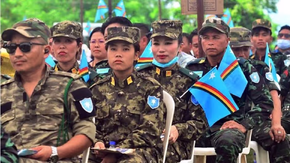 NSCN(IM) के अलग हुए गुट का ऐलान: नागालैंड में बनाई नई अंतरिम सरकार NSCN(IM) के अलग हुए गुट का ऐलान: नागालैंड में बनाई नई अंतरिम सरकार