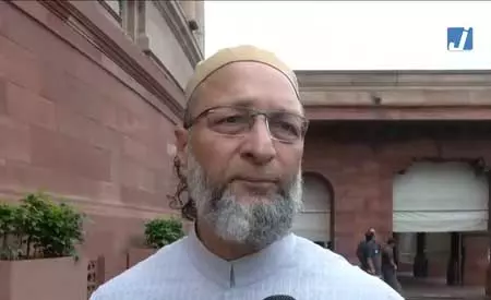 ओवैसी के युवा पीएम वाले बयान पर भाजपा, विपक्ष और मुस्लिम संगठनों की अलग-अलग राय ओवैसी के युवा पीएम वाले बयान पर भाजपा, विपक्ष और मुस्लिम संगठनों की अलग-अलग राय