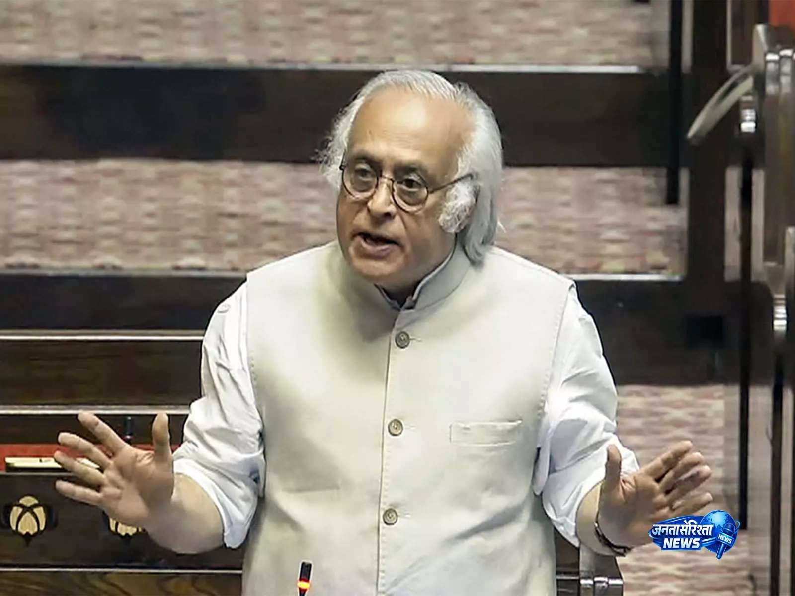 एक व्यक्ति, दो चेहरे वाली सरकार: Jairam Ramesh ने शिक्षा मंत्रालय को लेकर मोदी सरकार की आलोचना की एक व्यक्ति, दो चेहरे वाली सरकार: Jairam Ramesh ने शिक्षा मंत्रालय को लेकर मोदी सरकार की आलोचना की