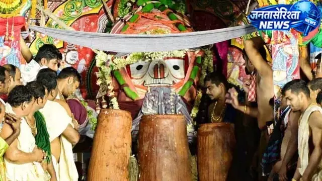महाप्रभु को लगाया गया खास अधरपाना भोग महाप्रभु को लगाया गया खास अधरपाना भोग