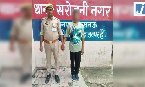 एयरपोर्ट पर बम की झूठी सूचना देने वाला आरोपी गिरफ्तार, शराब के नशे में किया था कॉल एयरपोर्ट पर बम की झूठी सूचना देने वाला आरोपी गिरफ्तार, शराब के नशे में किया था कॉल