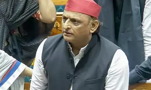 सपा सांसदों की सरकार से अपील, कहा-सिर्फ कड़ा कानून काफी नहीं, युवाओं पर दर्ज मुकदमे वापस ले सरकार सपा सांसदों की सरकार से अपील, कहा-सिर्फ कड़ा कानून काफी नहीं, युवाओं पर दर्ज मुकदमे वापस ले सरकार