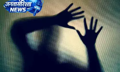 मानसा में नाबालिग लड़की के साथ गैंगरेप; 2 गिरफ्तार, 3 फरार मानसा में नाबालिग लड़की के साथ गैंगरेप; 2 गिरफ्तार, 3 फरार