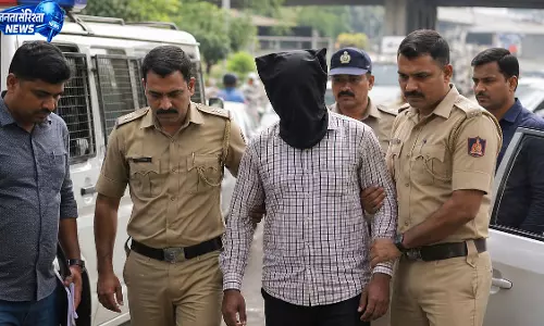 मुंबई-बेंगलुरु हाईवे पर कारोबारी से ₹1 करोड़ लूट की साजिश का खुलासा